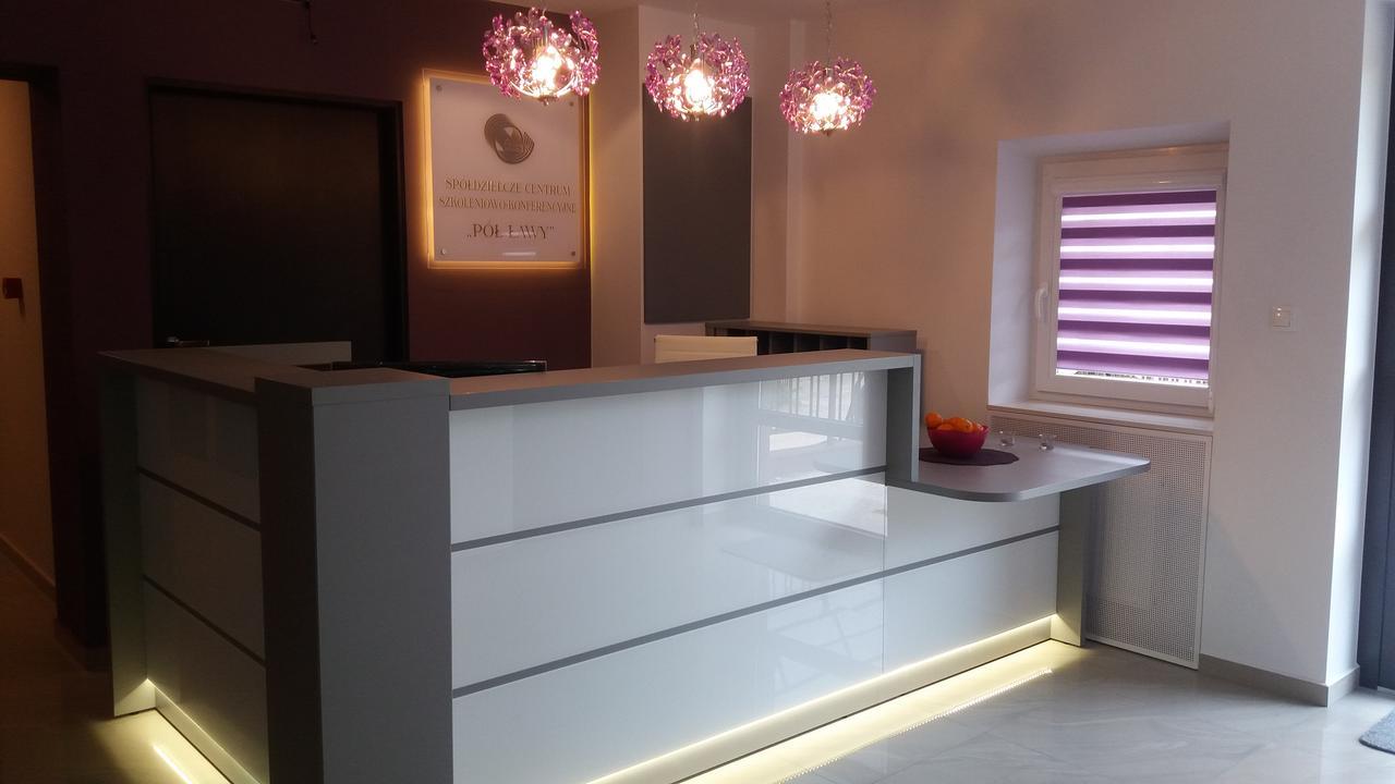 Scsk Pol Lawy Hotel ปูวาวือ ภายนอก รูปภาพ