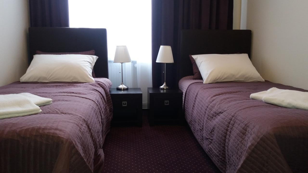 Scsk Pol Lawy Hotel ปูวาวือ ภายนอก รูปภาพ