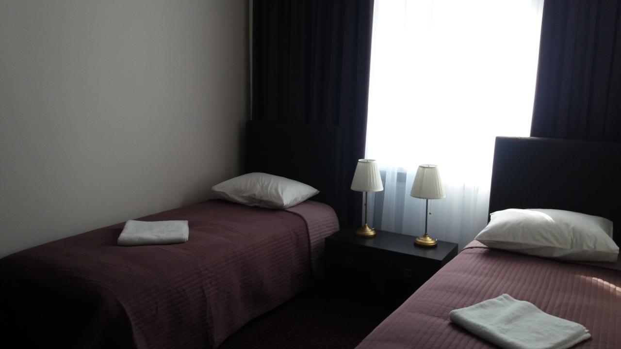 Scsk Pol Lawy Hotel ปูวาวือ ภายนอก รูปภาพ
