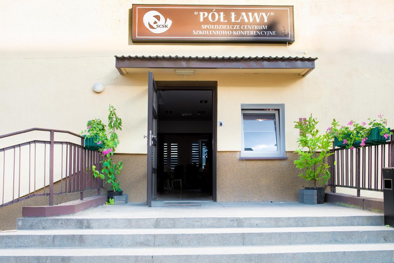 Scsk Pol Lawy Hotel ปูวาวือ ภายนอก รูปภาพ